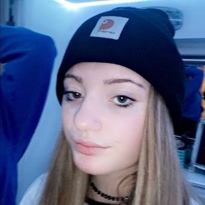 Meet your Posher, Carley